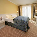 Residence Hotel Szálloda
