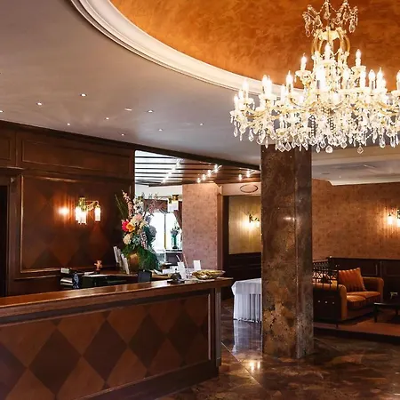 Residence Hotel Szálloda 4*