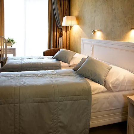 Residence Hotel 4* دونوفالي