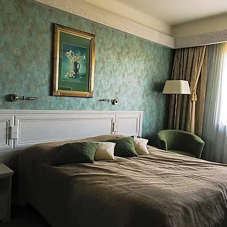 Residence Hotel Szálloda