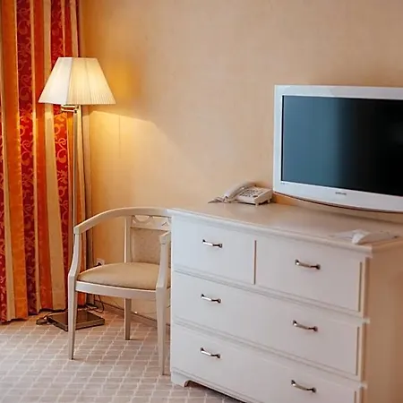Residence Hotel Szálloda